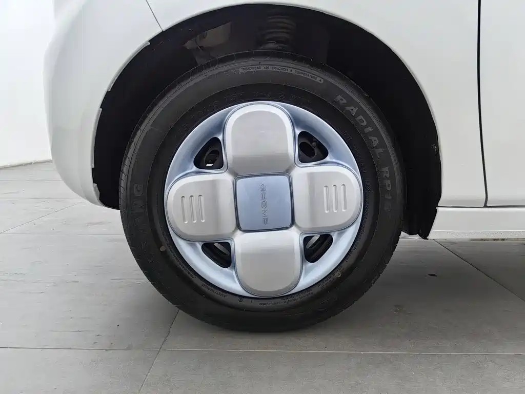 Фото 17 - Geely Galaxy Panda