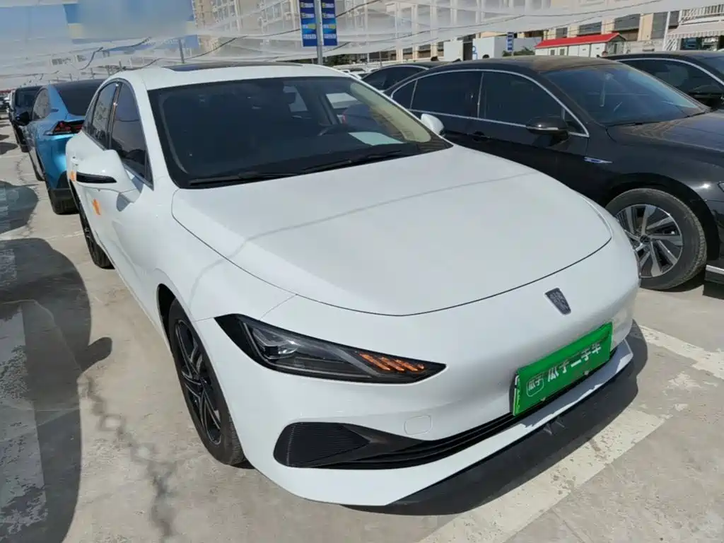Фото 4 - Roewe D7