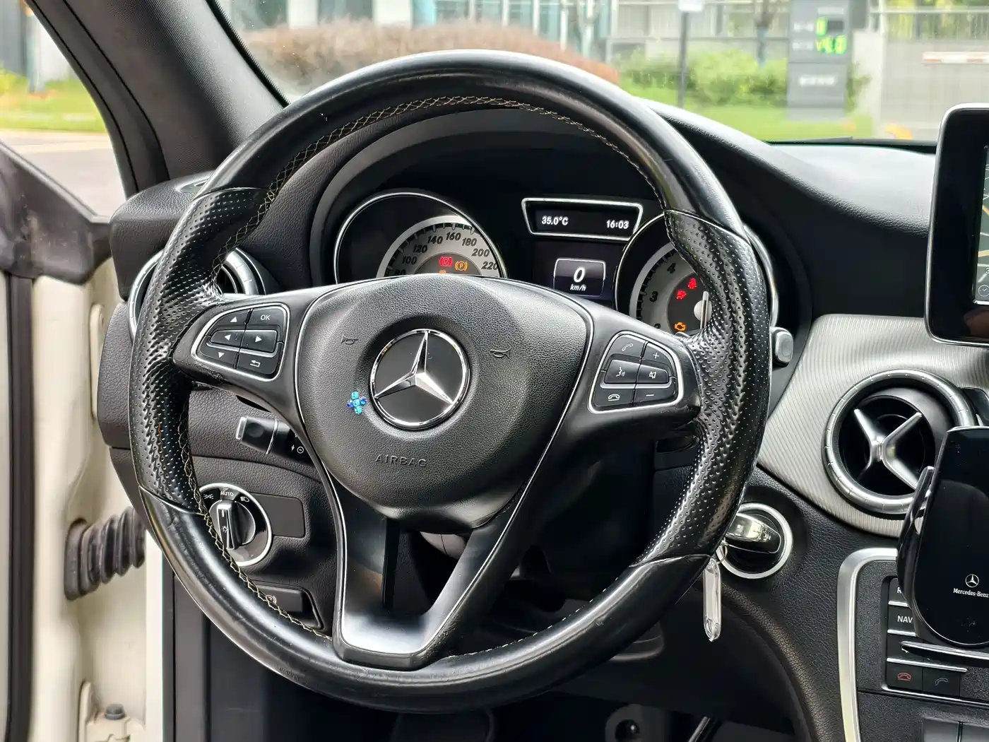 Mercedes-Benz CLA (Import) 2015 2015 CLA 200
