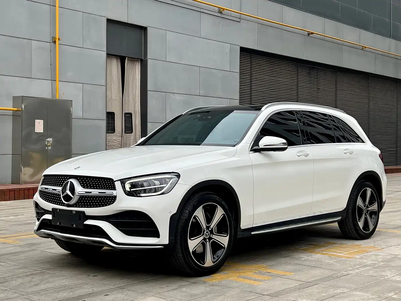 MERCEDES-BENZ GLC