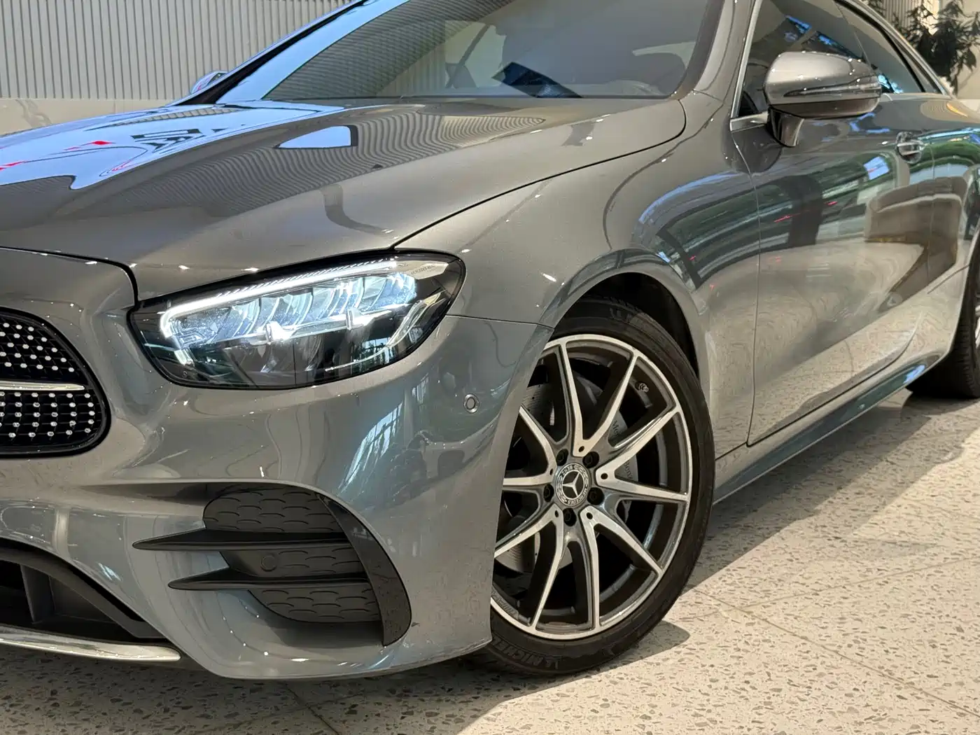 MERCEDES-BENZ E-CLASS (IMPORTED)