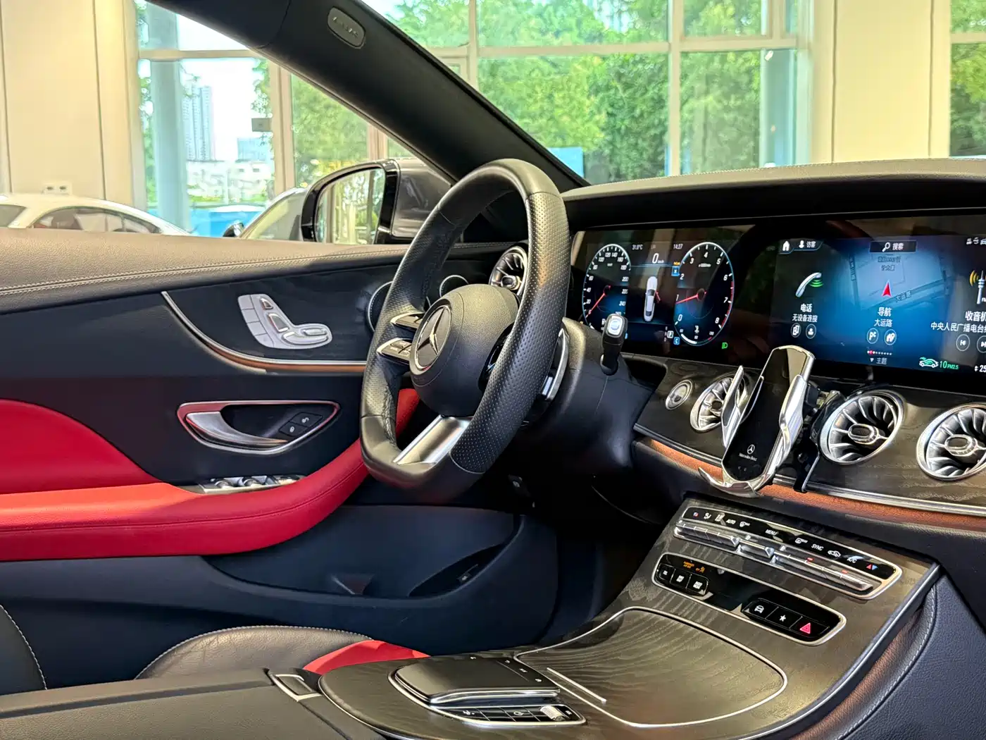 MERCEDES-BENZ E-CLASS (IMPORTED)