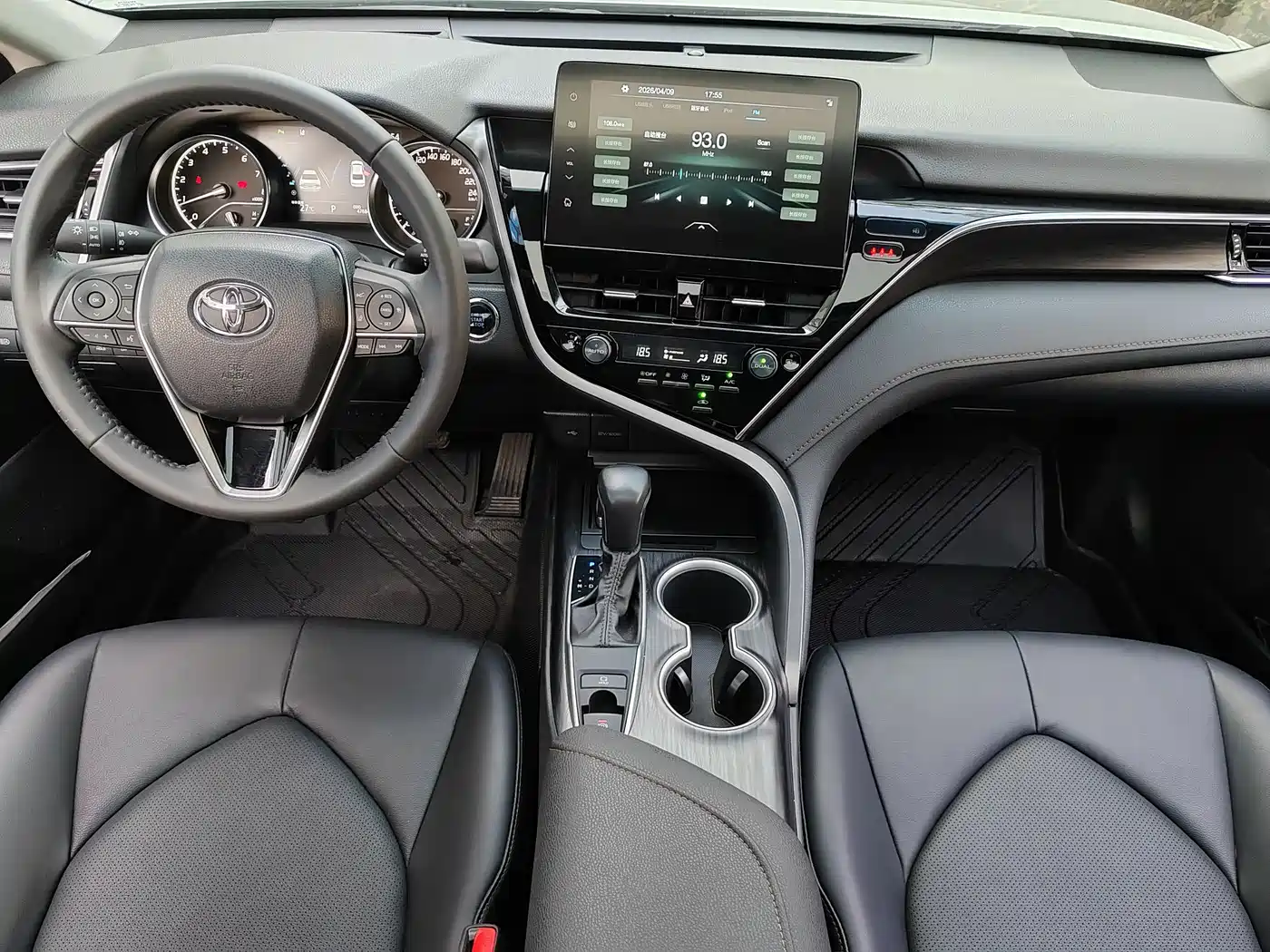 Toyota Camry 2023 2.0G Luxury Edition фото 7