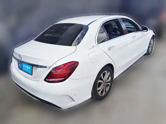 Mercedes-Benz C-Class 2017 Facelift C 180 L Fashion Sport Edition — фото 2