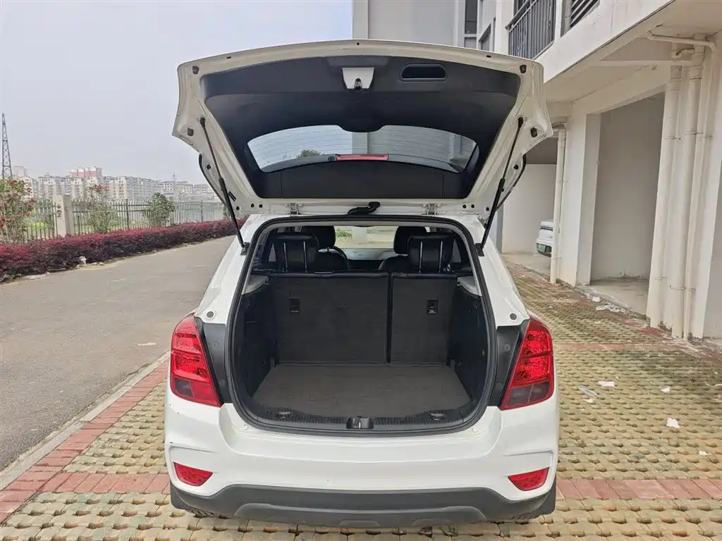 Chevrolet Trax 2017 1.4T Manual 2WD Comfort фото 23
