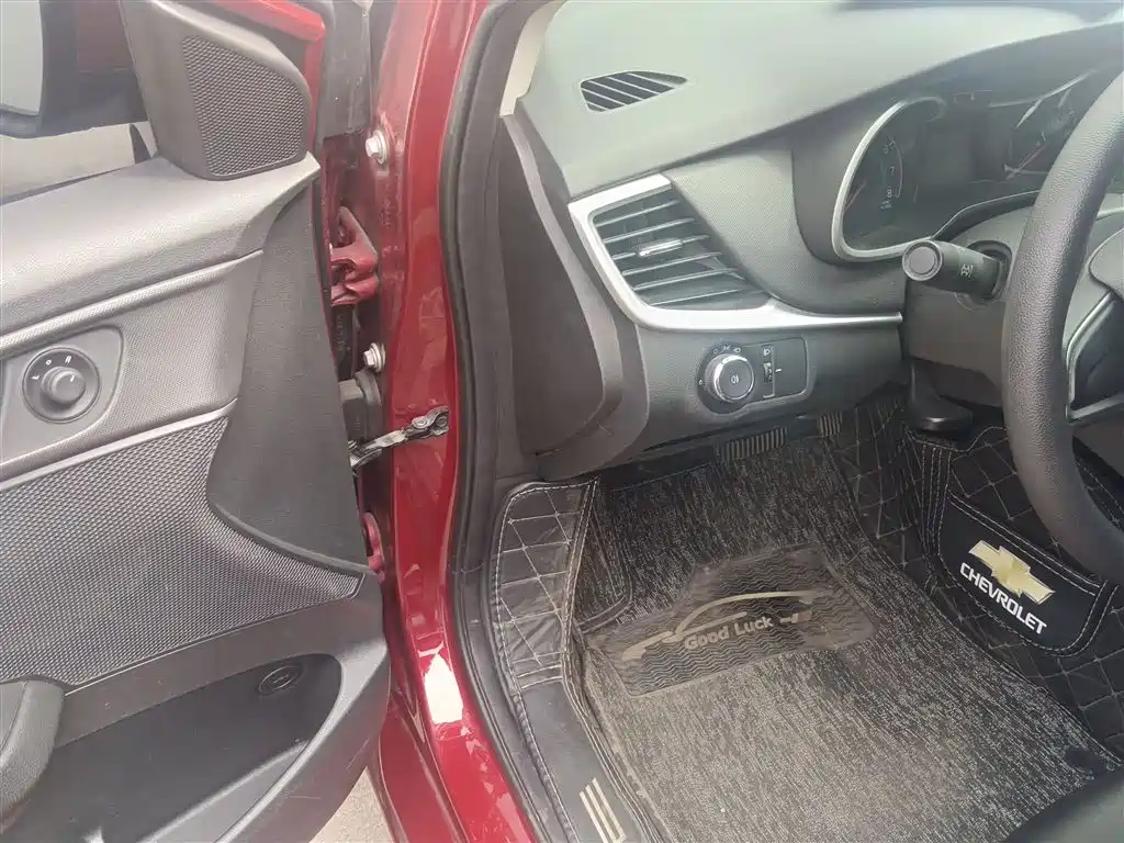 Chevrolet Cavalier 2018 320 Auto Joy Edition фото 16
