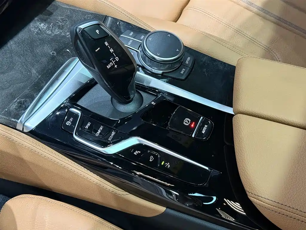 BMW 6 Series GT 2022 Model 630i M Sport Package фото 13