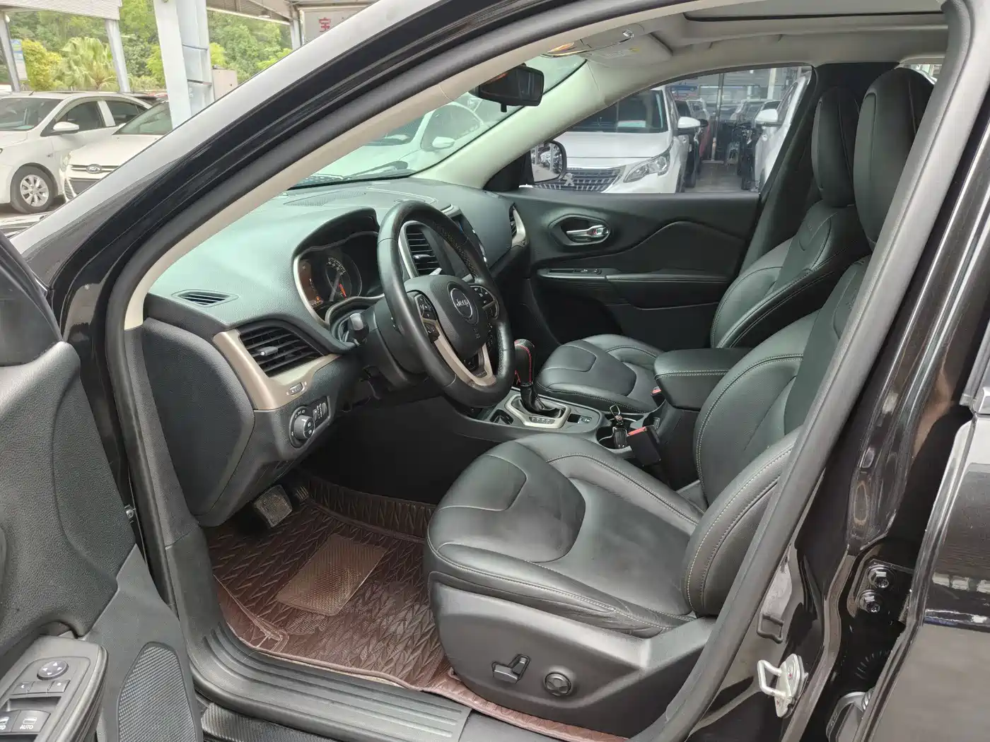 Jeep Cherokee 2018 2017 2.0L Superior Edition