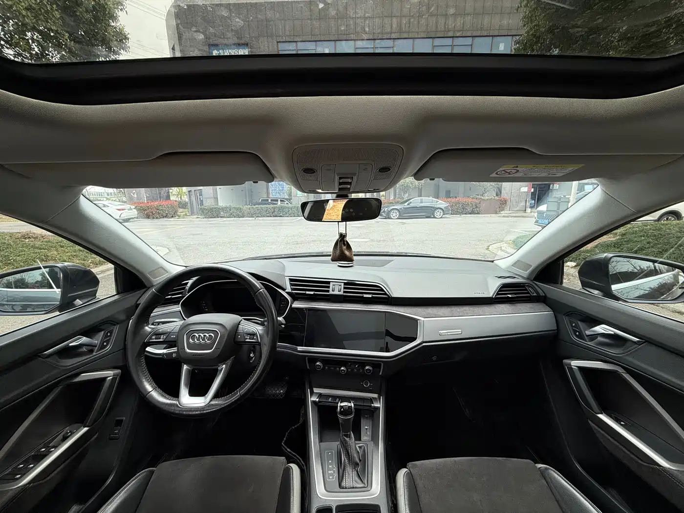 Audi Q3 2019 35 TFSI Progressive Sport фото 8