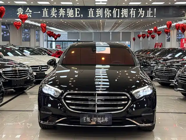 Mercedes-Benz E-Class 2024