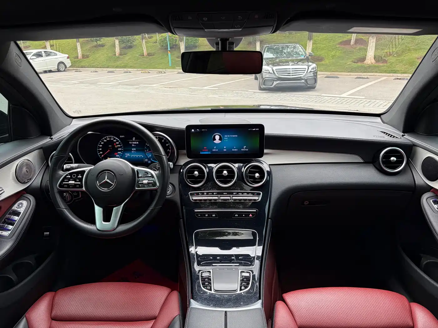 Mercedes-Benz GLC Coupe 2020 GLC 260 4MATIC Coupe SUV фото 12