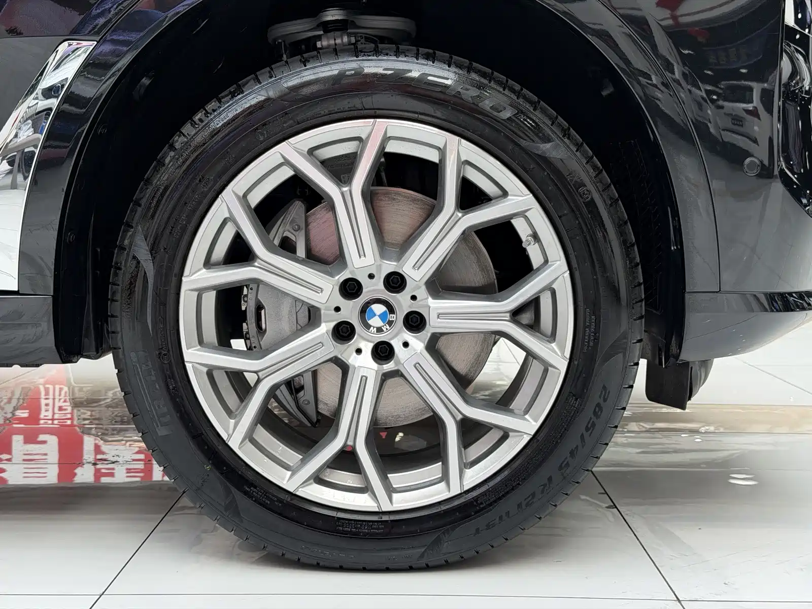 Фото 13 - BMW X7
