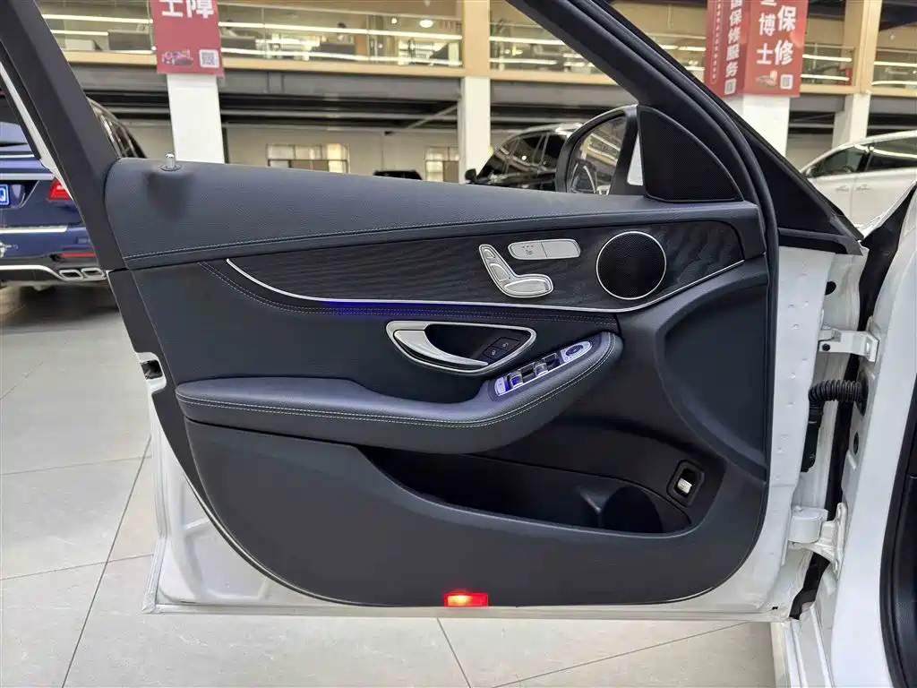 Mercedes-Benz C-Class 2019 C 260 L 4MATIC Sport Edition фото 15