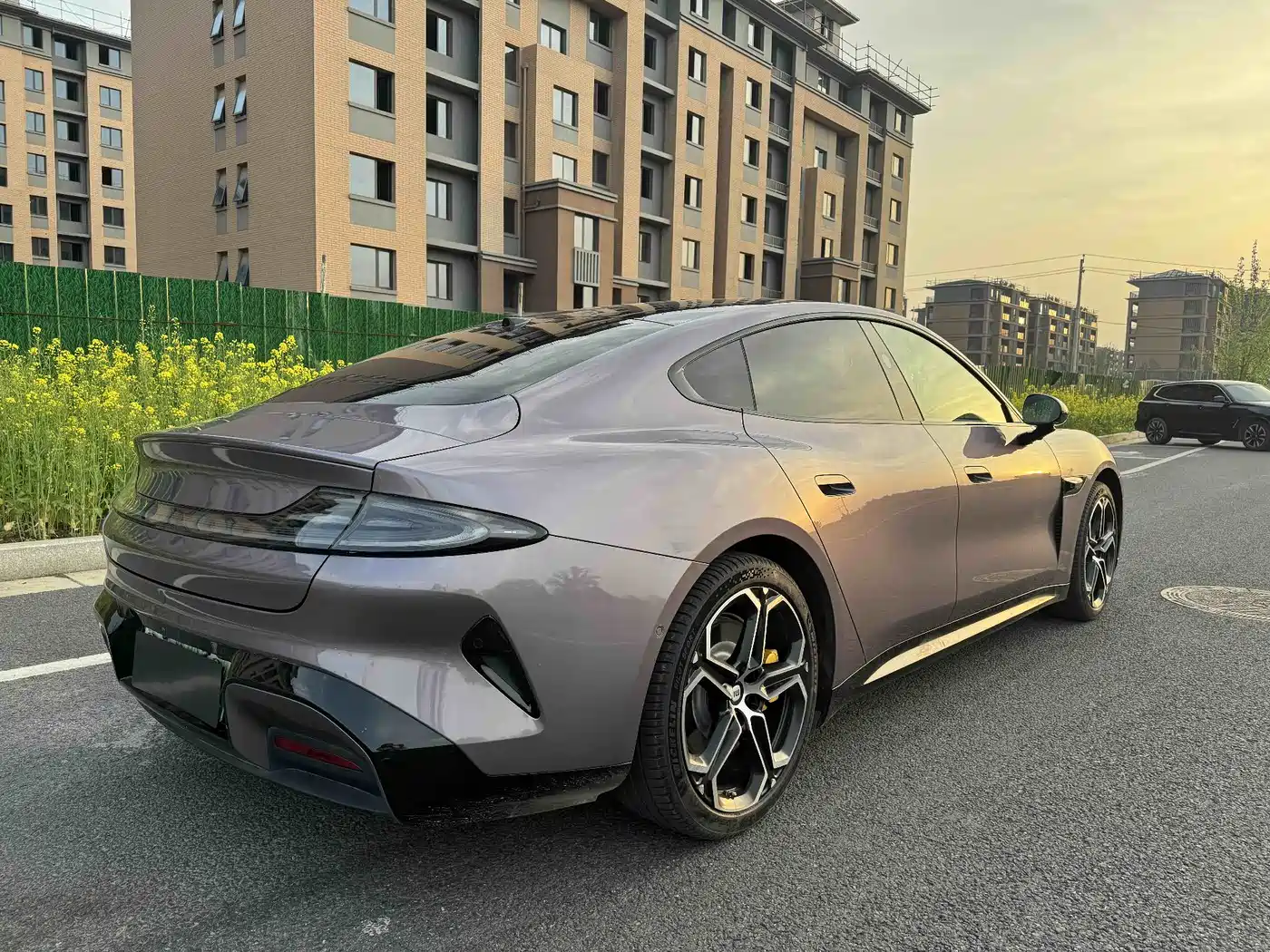 XIAOMI CAR XIAOMI SU7