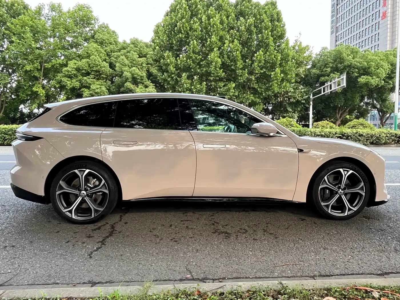 NIO NIO ET5T 2025 75kWh Touring 4