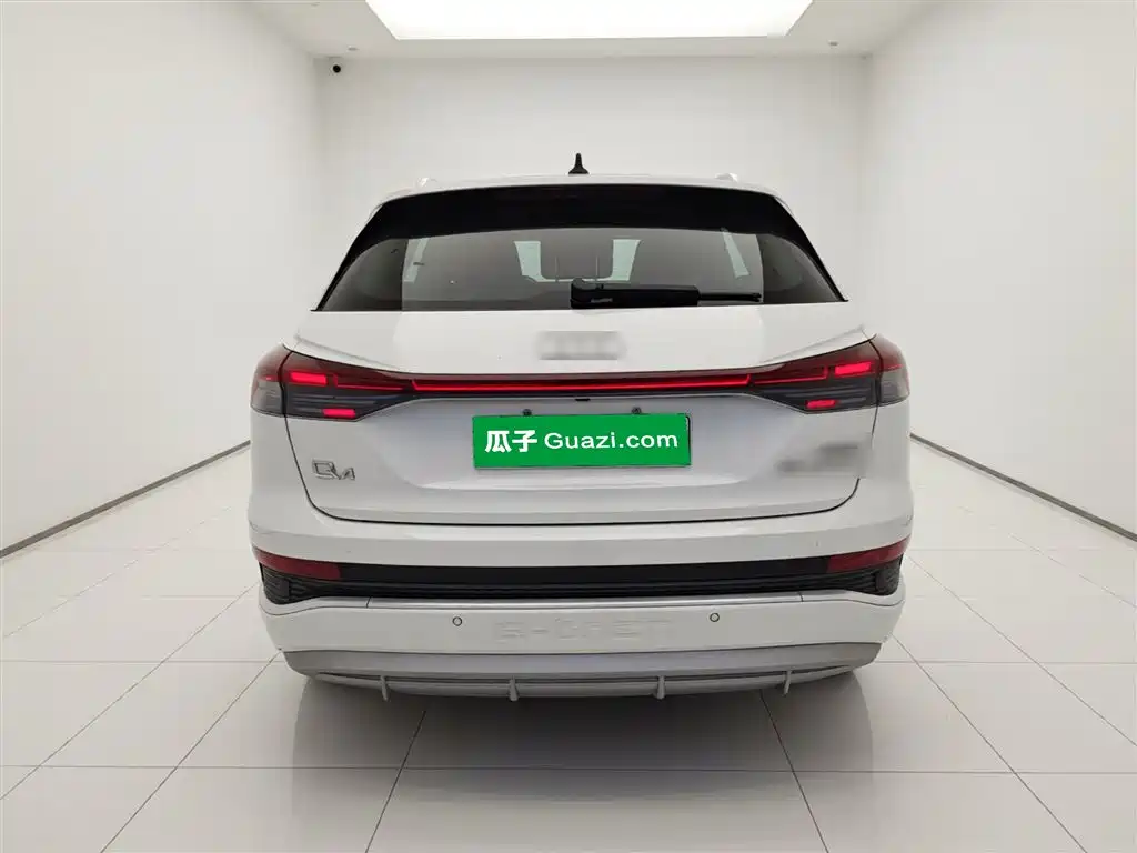 Audi Q4 e-tron 2024 40 e-tron Pioneer Edition фото 6