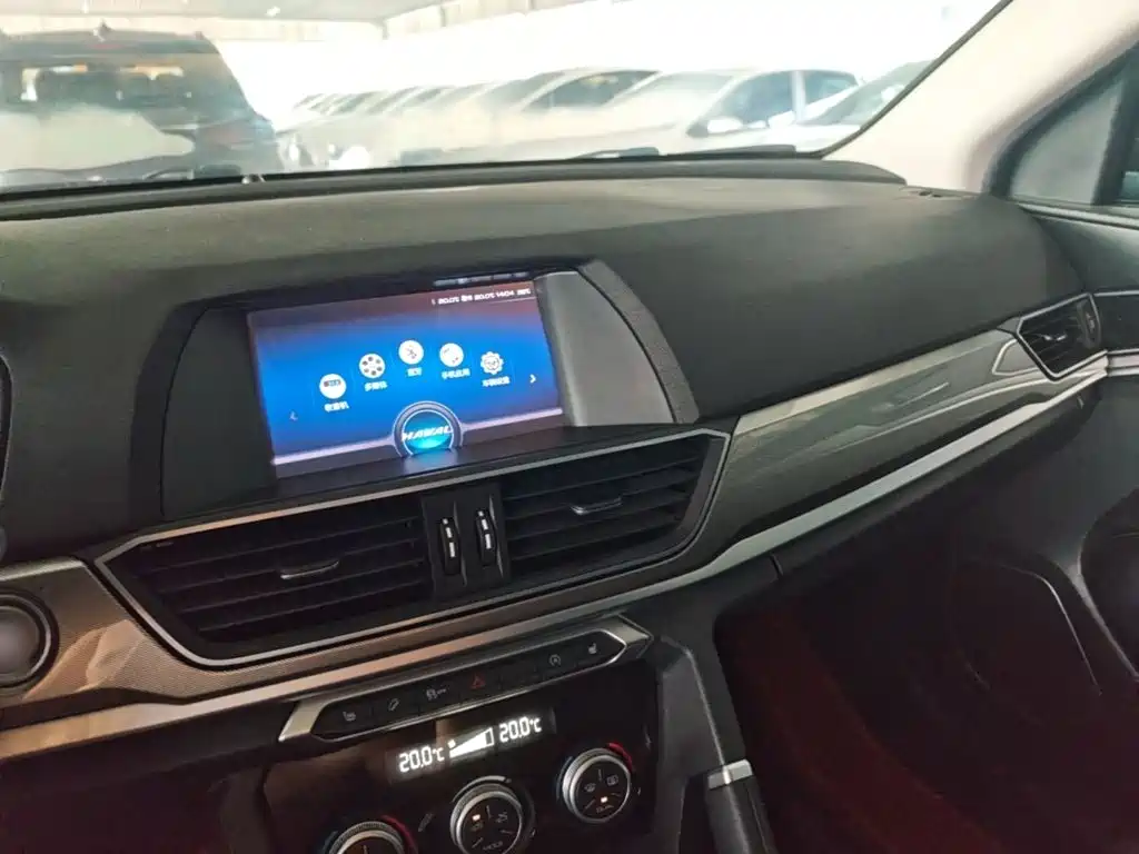 Фото 10 - Haval H6