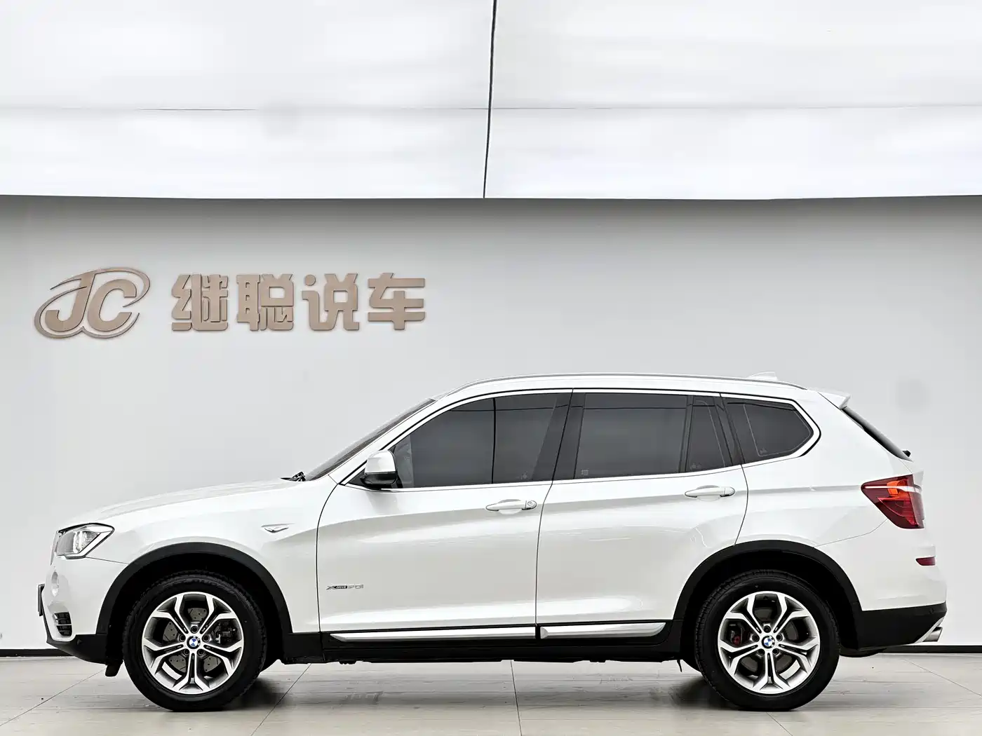 BMW X3 (Import) 2014 xDrive20i X Design Package фото 15