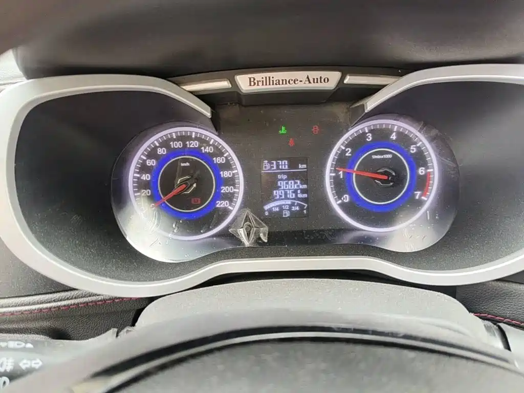 Zhonghua V3 2016 2016 1.5L Manual Comfort