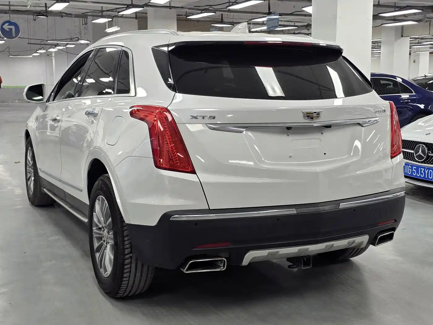 Cadillac XT5 2016 25T Luxury Model фото 15