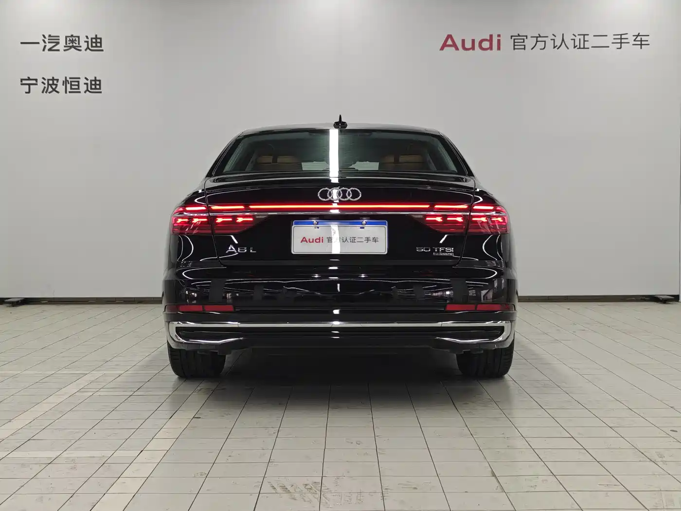 Audi A8 2024 Model A8L 50 TFSI quattro Premium Selection фото 4