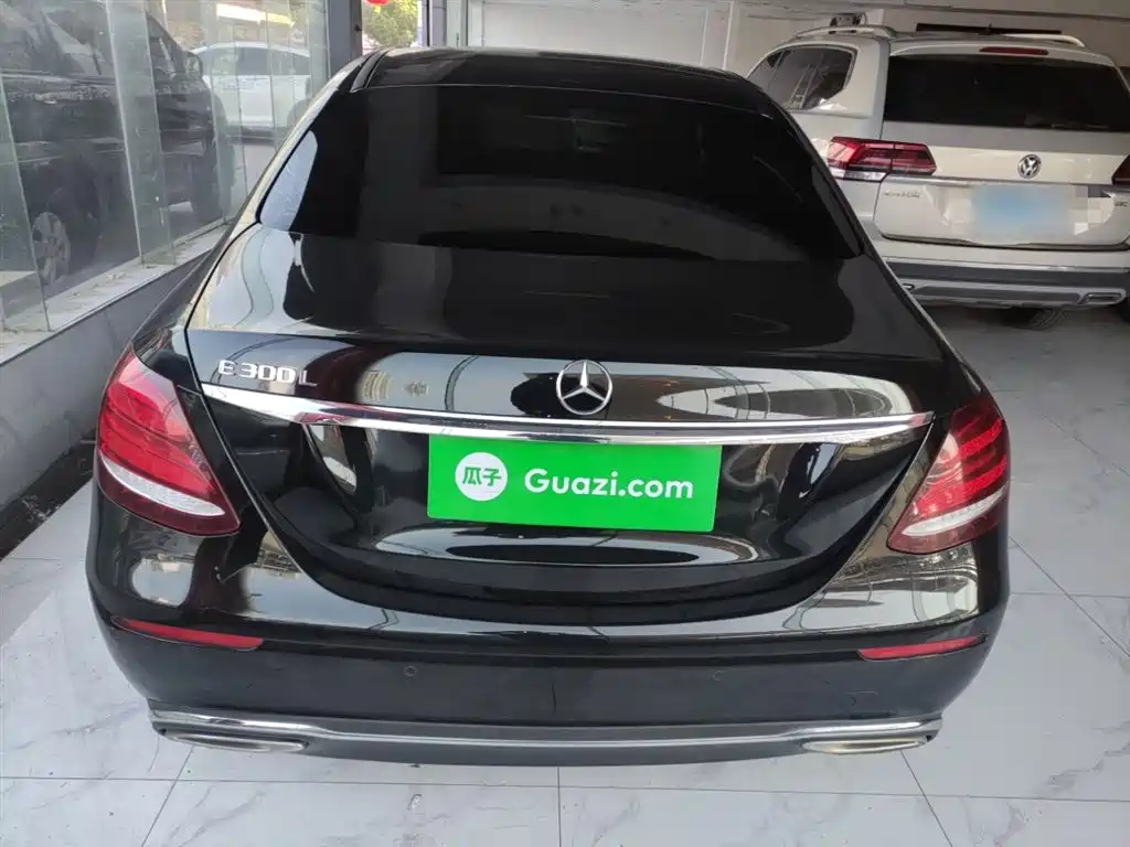 Mercedes-Benz E-Class 2020 E 300 L Fashion фото 6