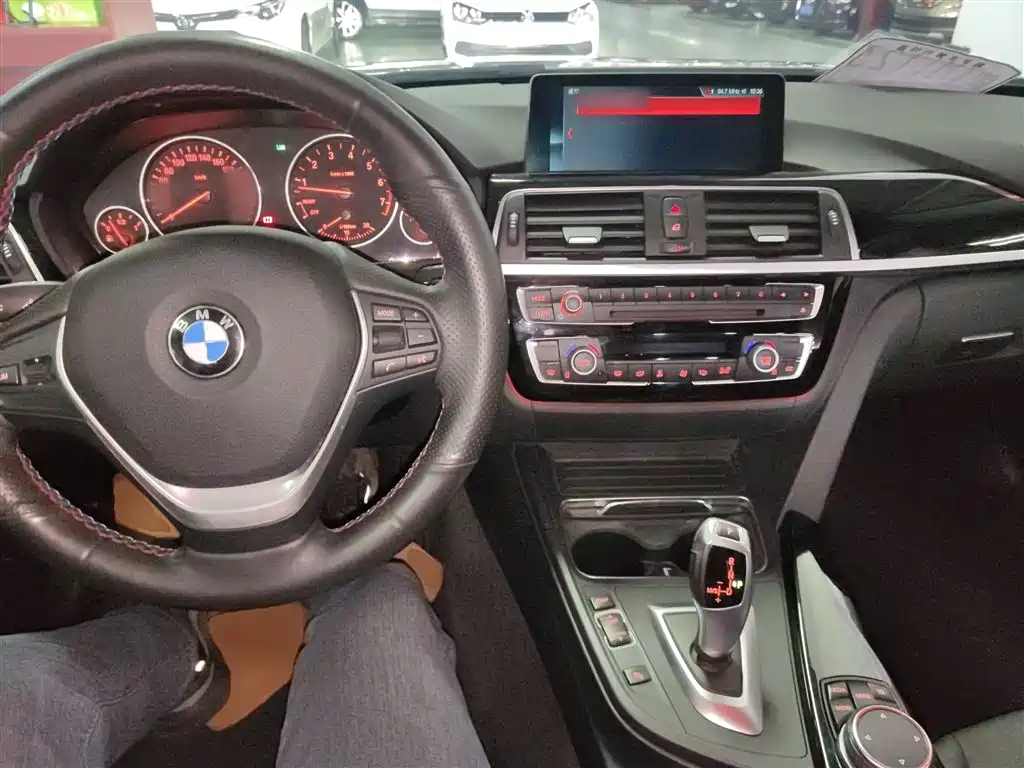 BMW 3 Series 2017 320Li Fashion фото 6
