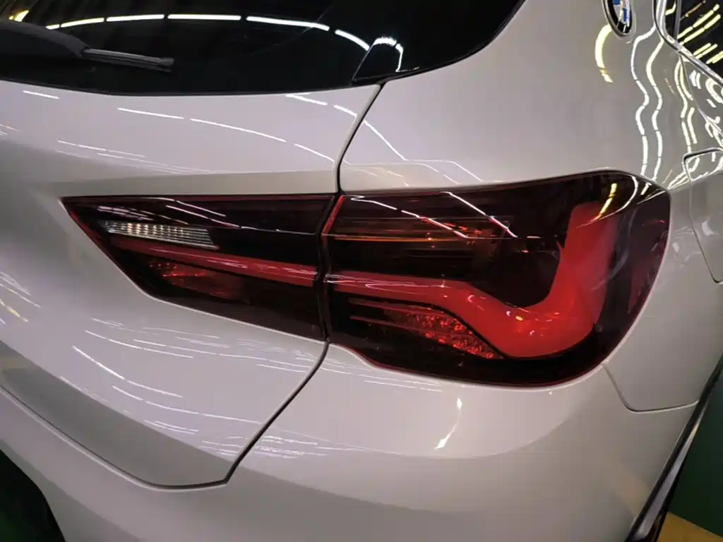 Photo 8 - BMW X2