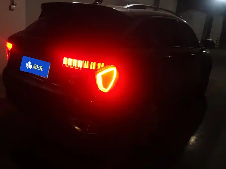 Lynk & Co 01 2018 2017 2.0T 2WD