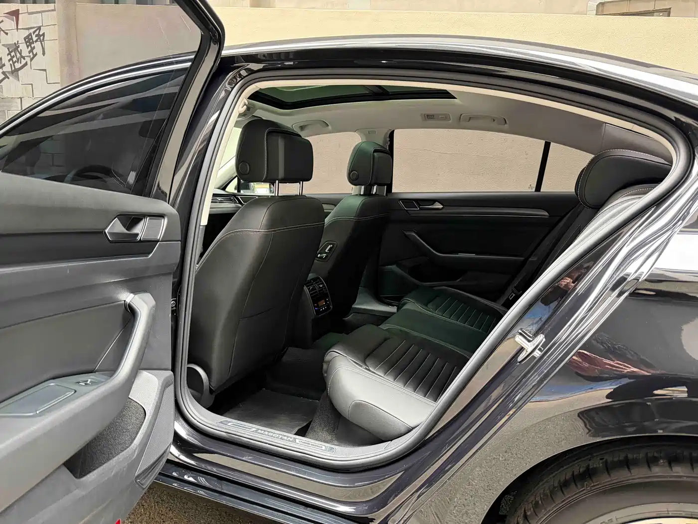 Volkswagen Magotan 2020 330TSI DSG Leading фото 8