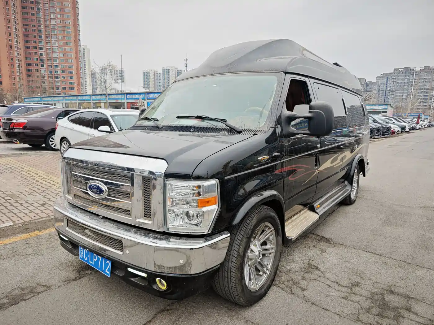 Ford E350 2016 2011 5.4L Platinum Edition