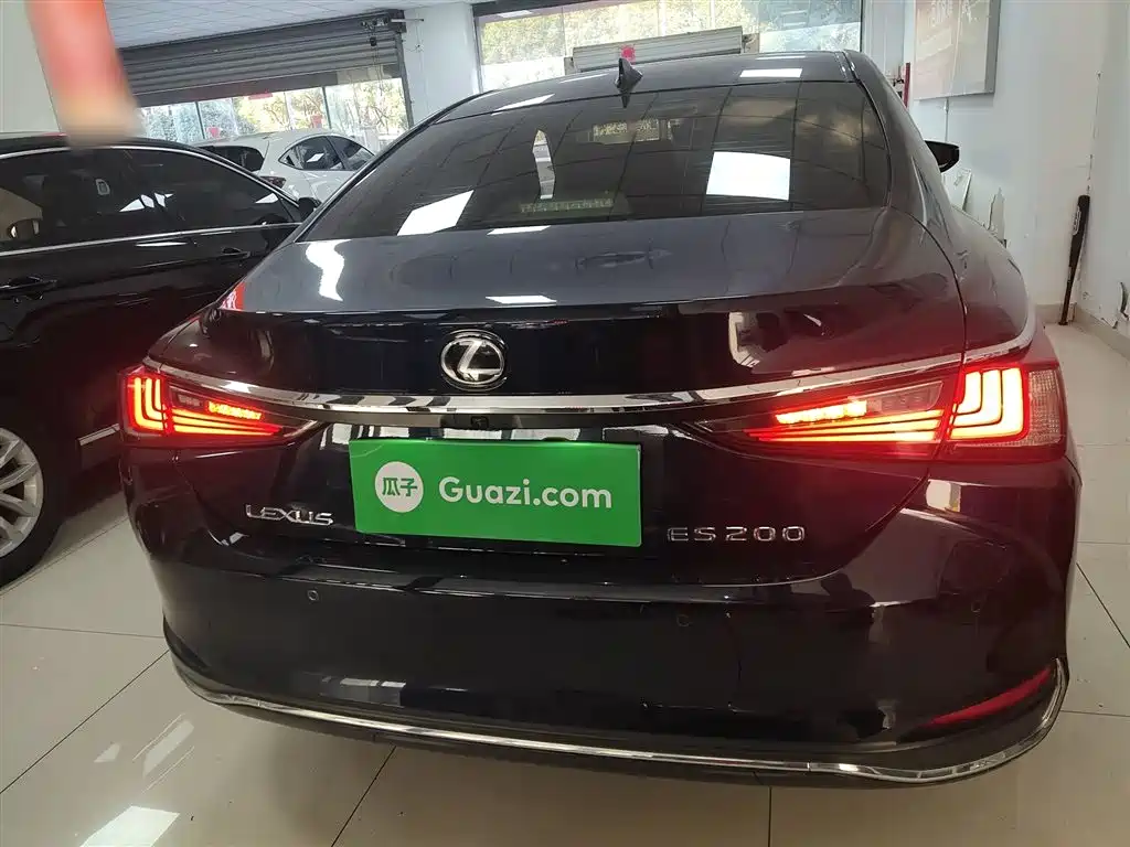 Lexus ES 2020 200 Excellence фото 4
