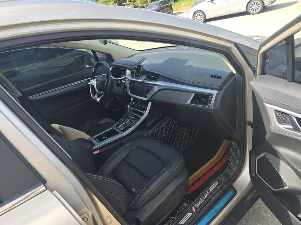 Photo 19 - Geely Emgrand GS