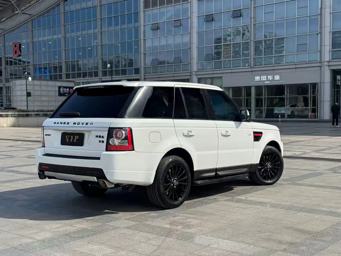 Land Rover Range Rover Sport 2012 5.0 NA V8 HSE фото 12