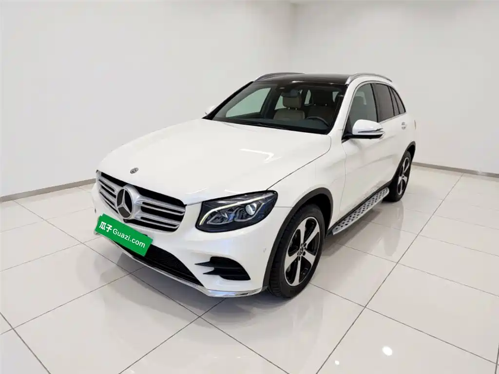 Mercedes-Benz GLC 2019 GLC 260 4MATIC Luxury фото 2