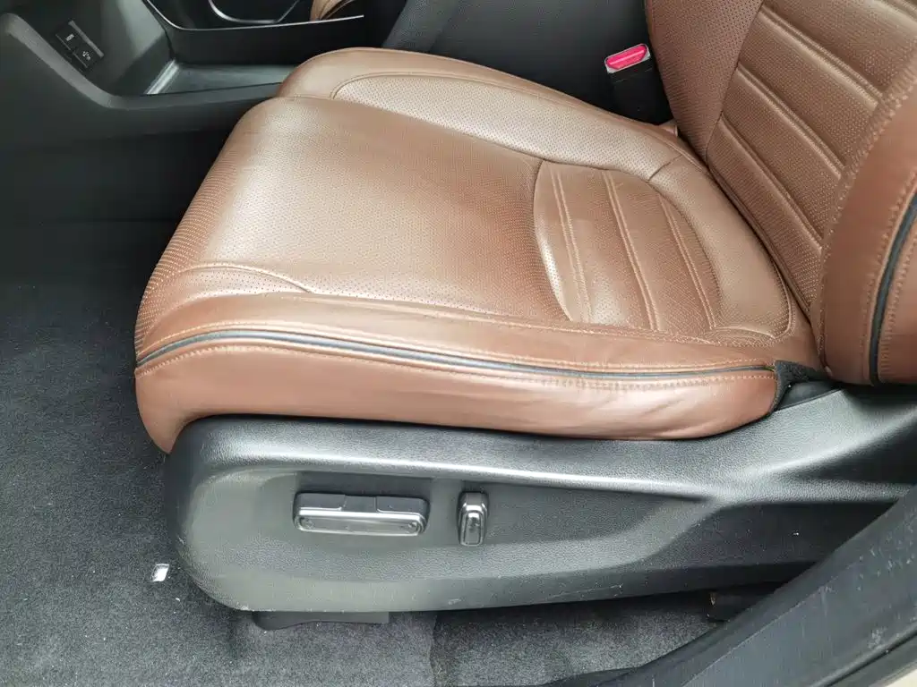 Фото 20 - Honda UR-V