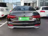 Photo 6 - Audi A6L