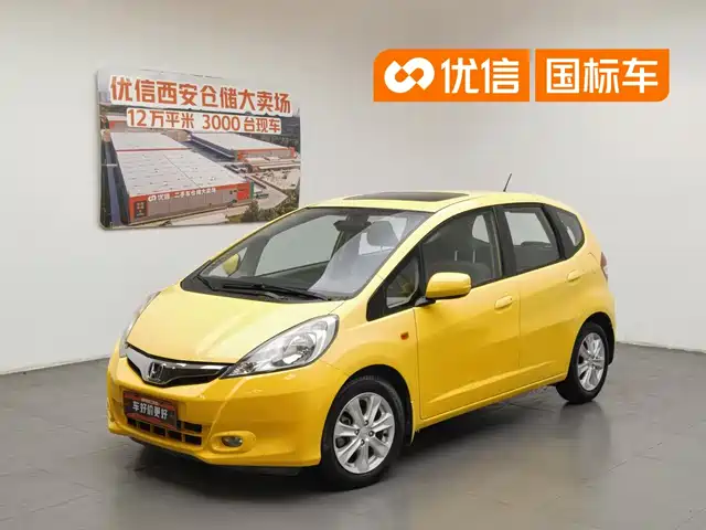 Honda Fit 2011 1.5L Automatic Luxury