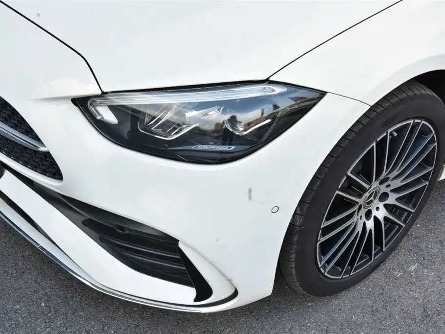 Фото 7 - Mercedes-Benz C-Class