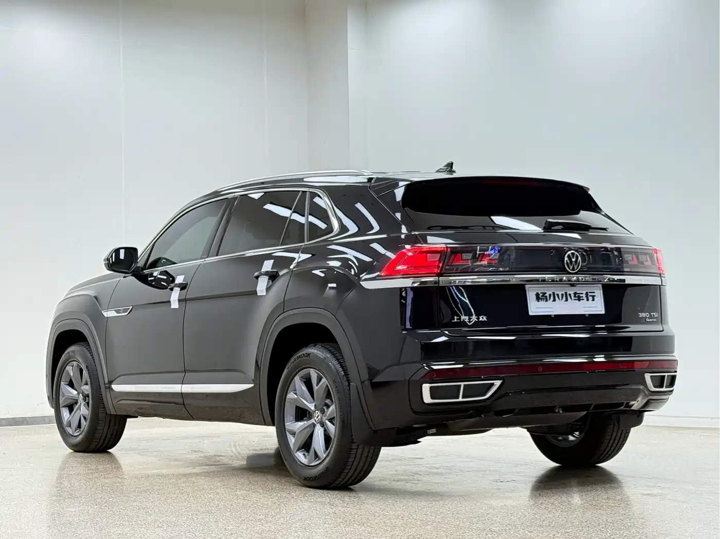 Volkswagen Teramont 2023 Teramont X 380TSI 4WD Luxury Edition фото 5