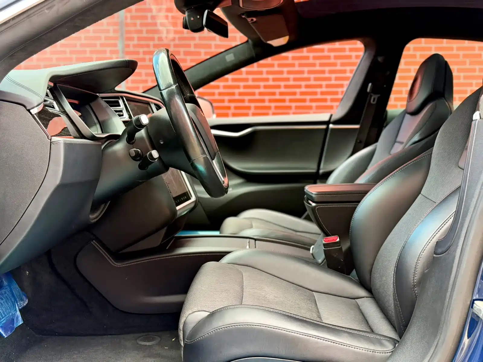Photo 12 - Tesla Model S