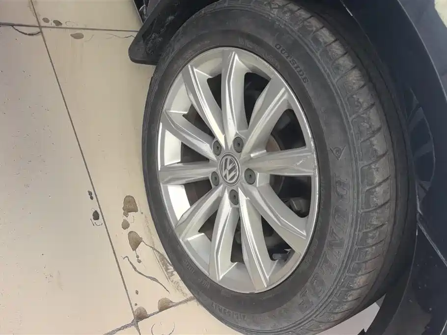 Volkswagen Passat 2016 330TSI DSG Executive Edition фото 6