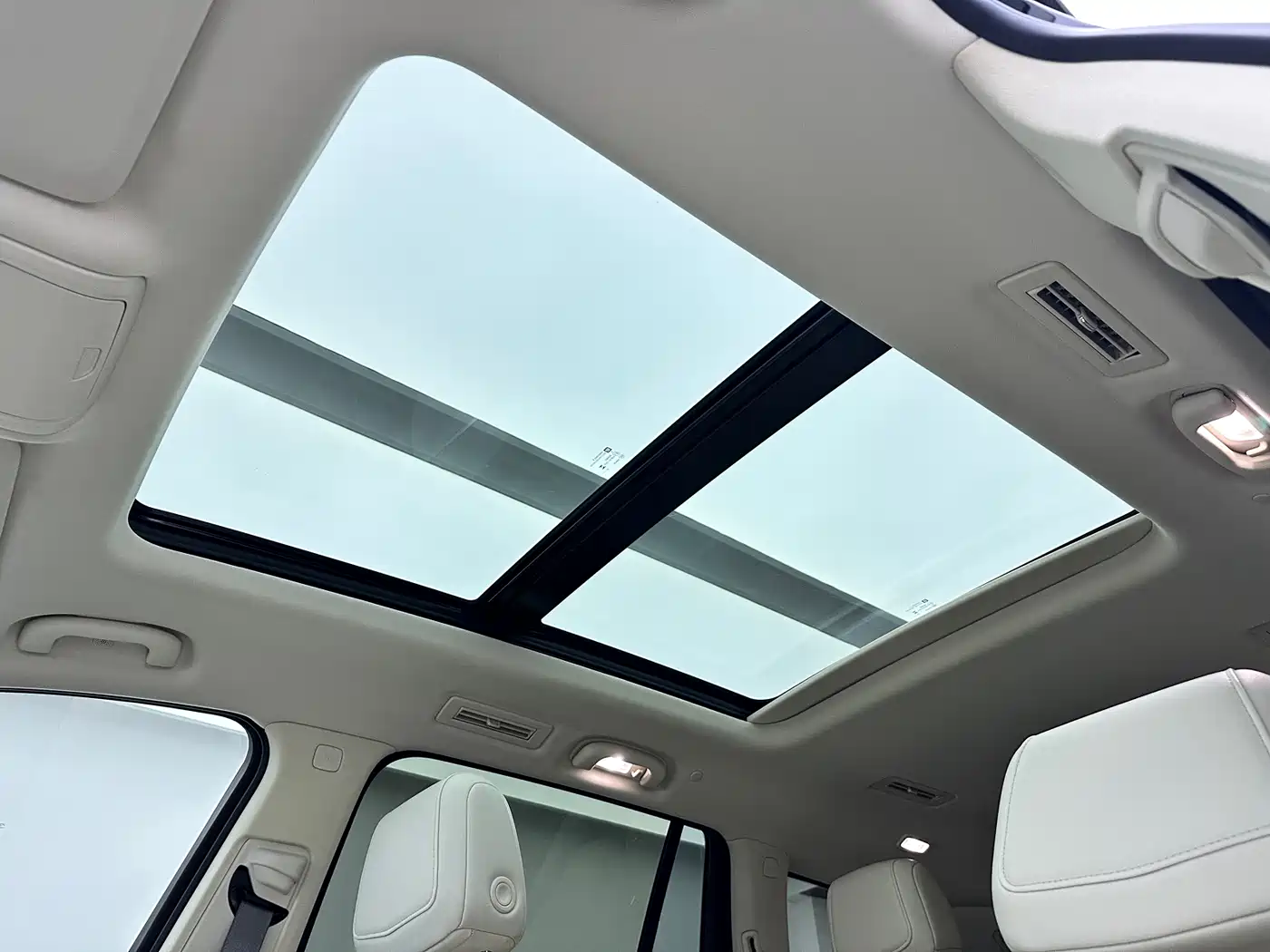 Cadillac XT6 2022 2.0T 6-Seater 4WD Luxury Edition фото 14