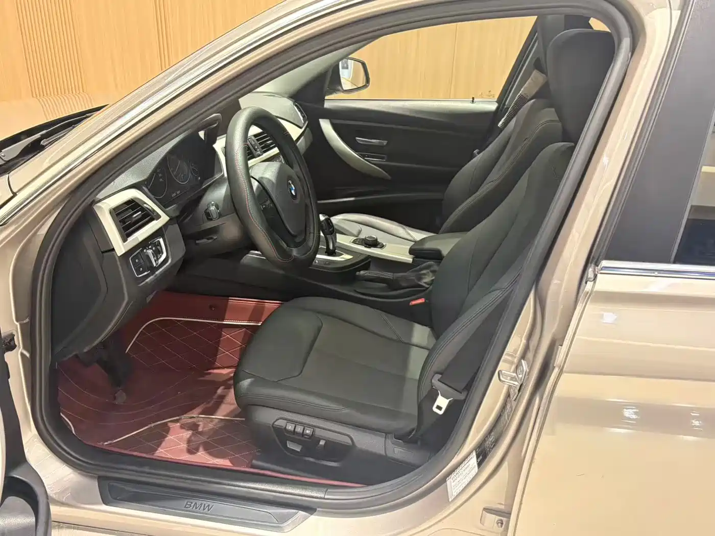 BMW 3 Series 2015 320Li Fashion фото 6