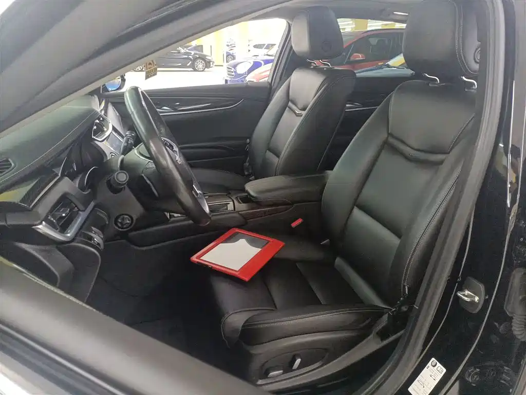 Cadillac XTS 2018 28T Technology фото 11