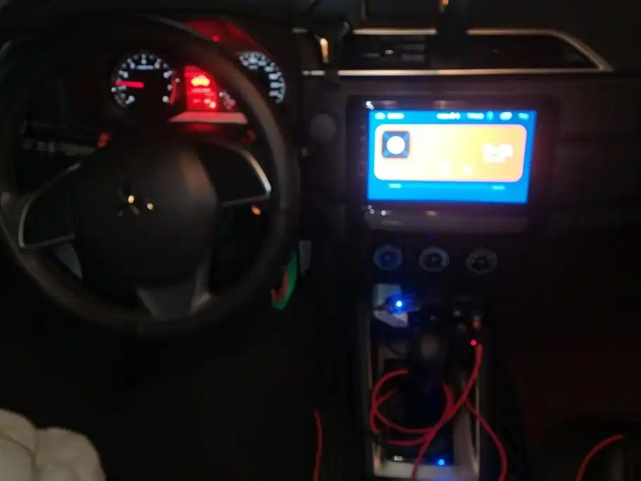 Photo 12 - Mitsubishi ASX