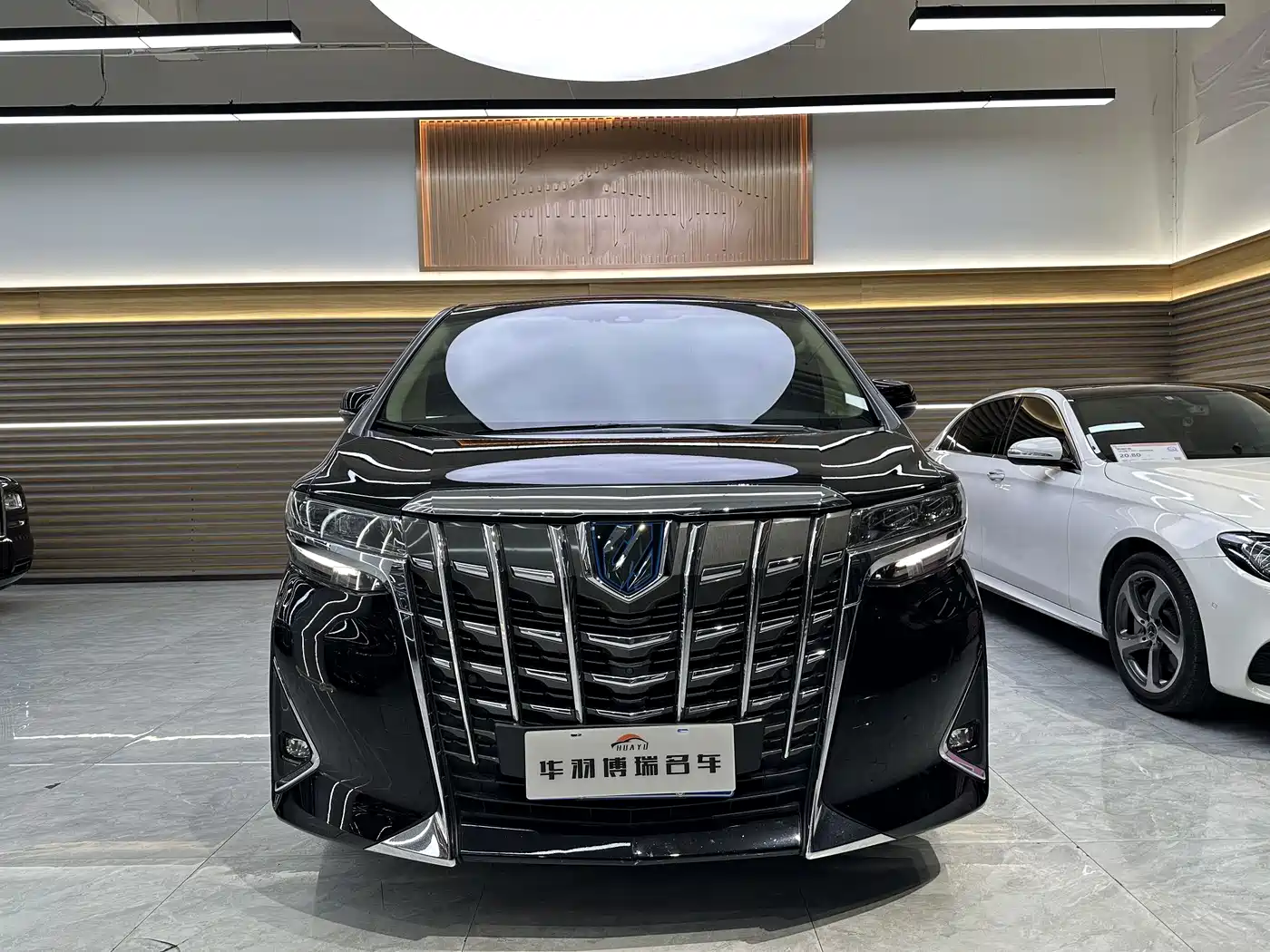 TOYOTA ELFA