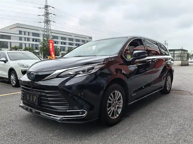  Toyota Toyota Sienna 2021 2.5L Hybrid Comfort Edition