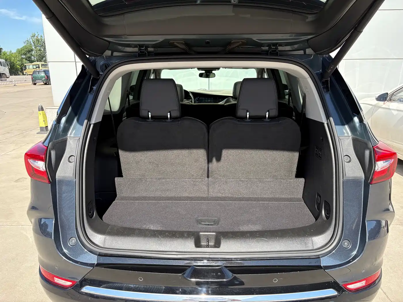 Buick Enclave 2020 28T 4WD Premium Model фото 16