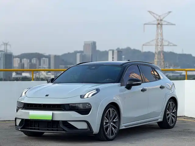  Lynk & Co Lynk & Co 02 Hatchback 2021 2.0TD Halo